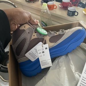 Yeezy taupe desert boots